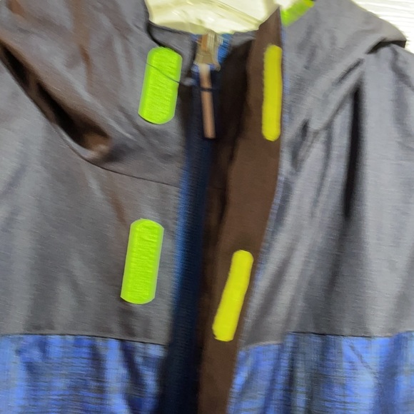 NWT Champion boys jacket - Picture 7 of 11